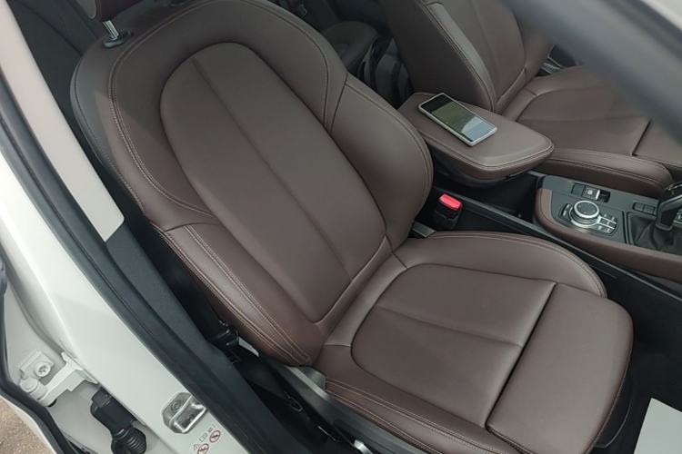 Used BMW X1 2021 sDrive25Li Leading Model Right Front Seat