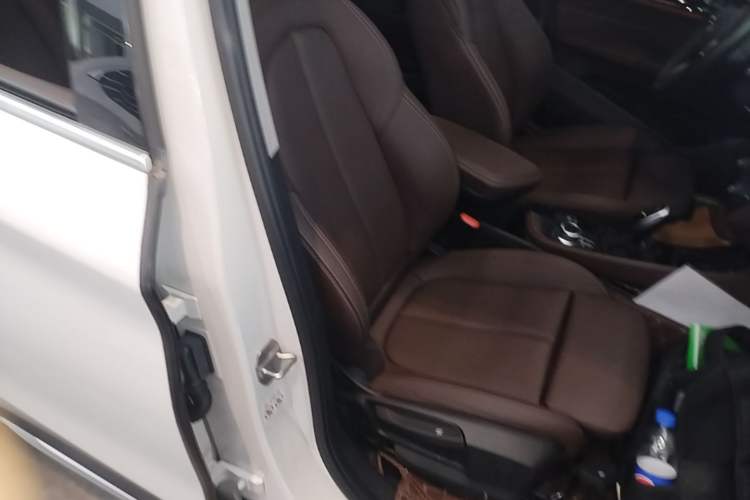 Used BMW X1 2021 sDrive20Li Premium Edition Right Front Seat