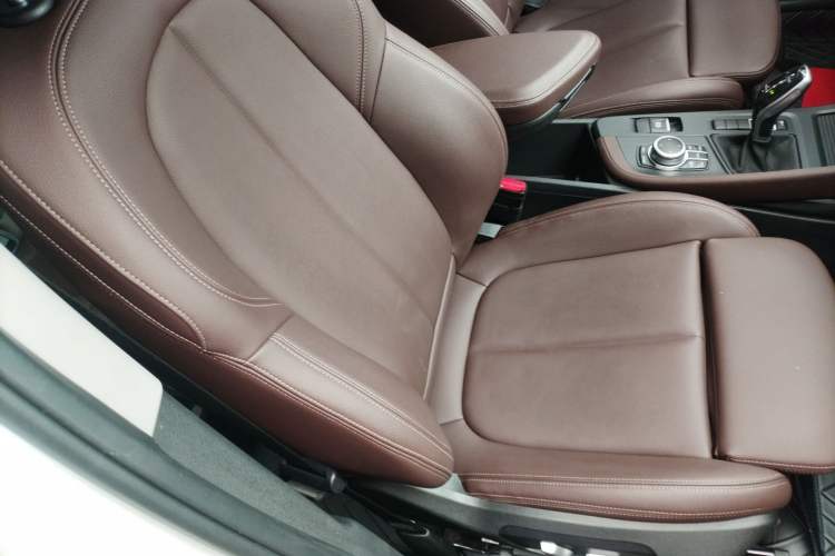 Used BMW X1 2021 Restyled sDrive25Li Leading Edition Right Front Seat