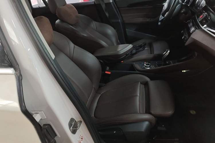 Used BMW X1 2021 Restyled sDrive20Li Fashion Version Right Front Seat