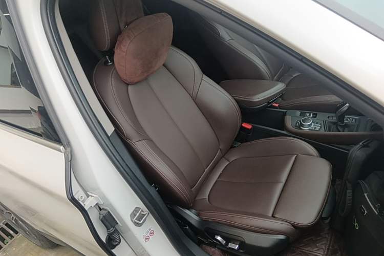 Used BMW X1 2021 Restyled sDrive25Li Leading Edition Right Front Seat