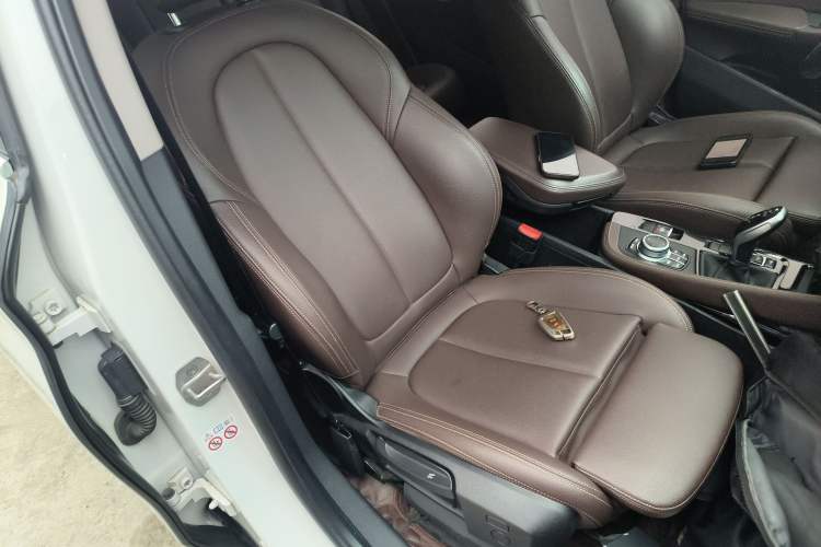 Used BMW X1 2021 sDrive20Li Premium Edition Right Front Seat