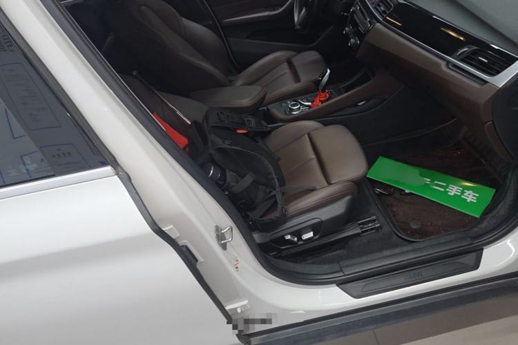 Used BMW X1 2021 Restyled sDrive25Li Leading Edition Right Front Seat
