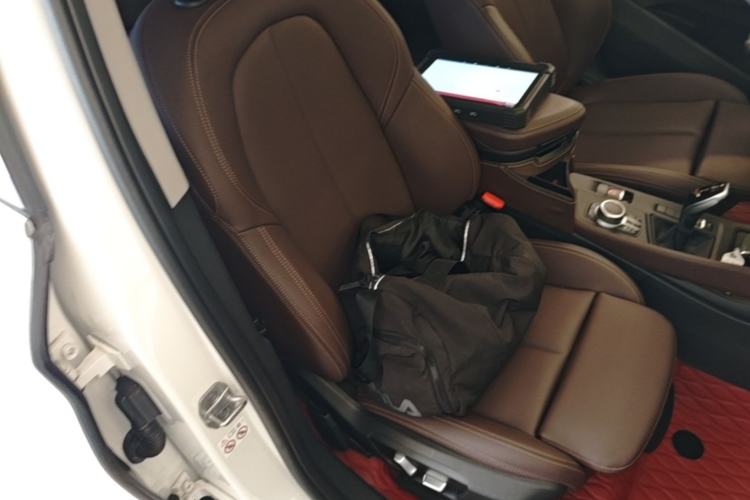 Used BMW X1 2021 Restyled sDrive25Li Leading Edition Right Front Seat