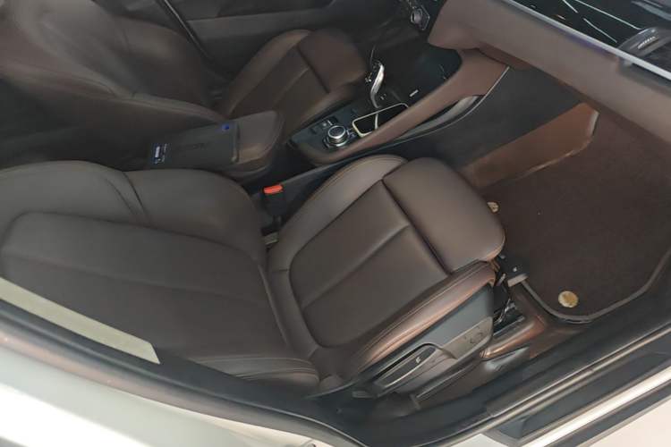 Used BMW X1 2021 Restyled sDrive20Li Fashion Version Right Front Seat