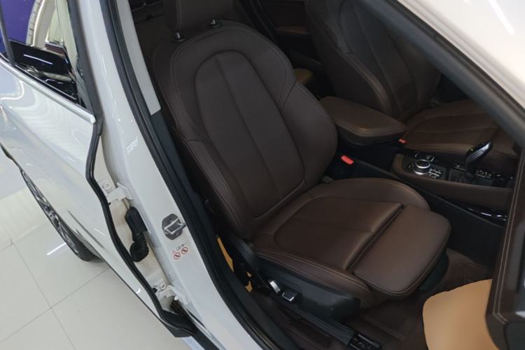 Used BMW X1 2021 xDrive25Li Luxury Model Right Front Seat