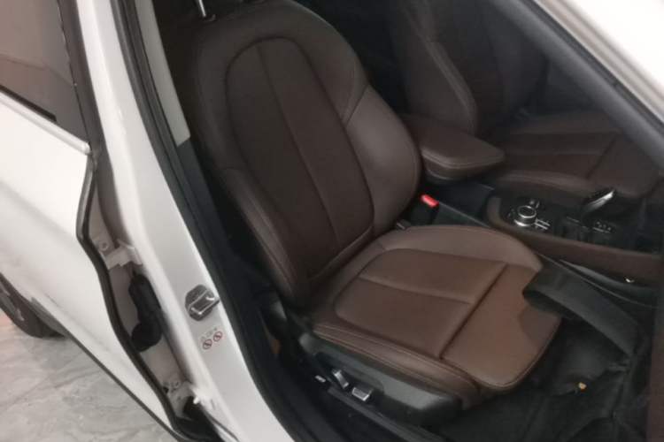 Used BMW X1 2021 Restyled sDrive25Li Leading Edition Right Front Seat