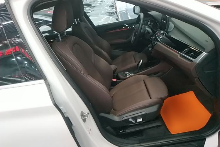 Used BMW X1 2021 sDrive25Li Leading Model Right Front Seat