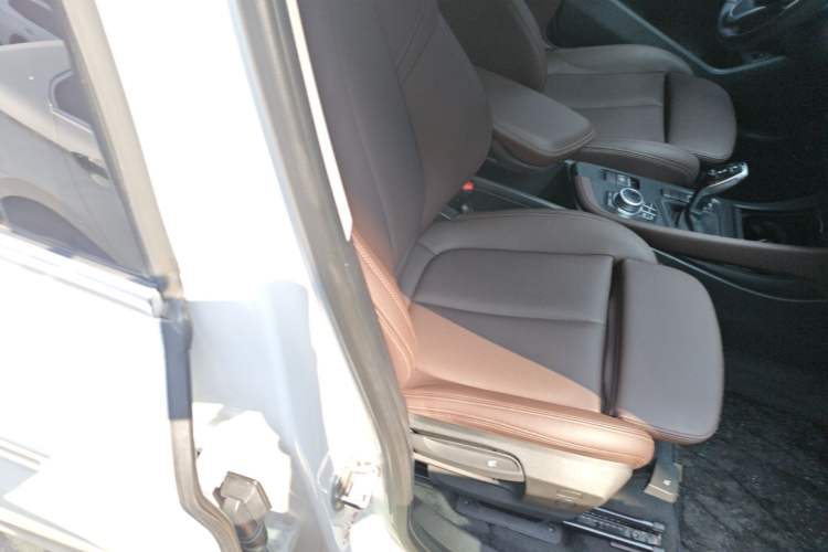 Used BMW X1 2021 Restyled sDrive20Li Fashion Version Right Front Seat