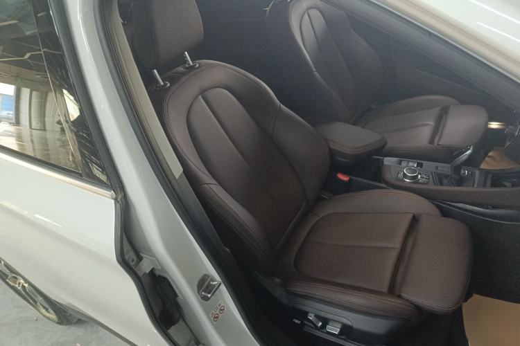 Used BMW X1 2021 Restyled sDrive25Li Leading Edition Right Front Seat