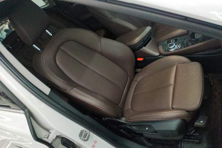 Used BMW X1 2021 sDrive20Li Fashion Model Right Front Seat