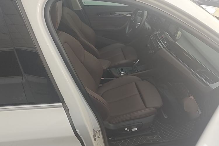 Used BMW X1 2021 sDrive25Li Leading Model Right Front Seat