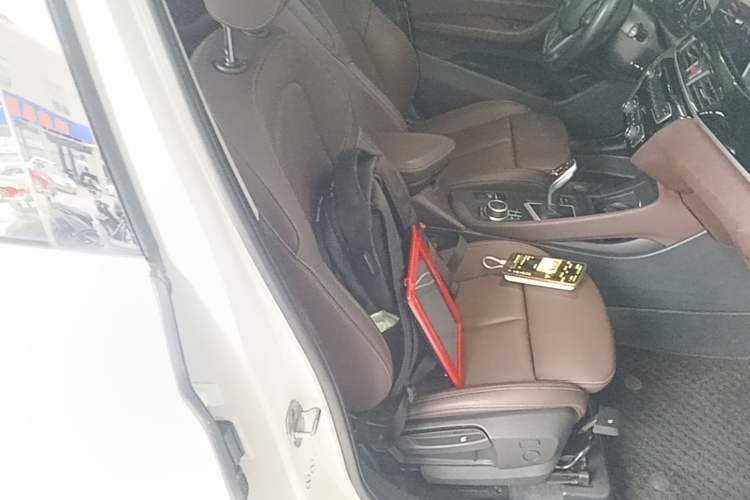 Used BMW X1 2021 Restyled sDrive20Li Fashion Version Right Front Seat