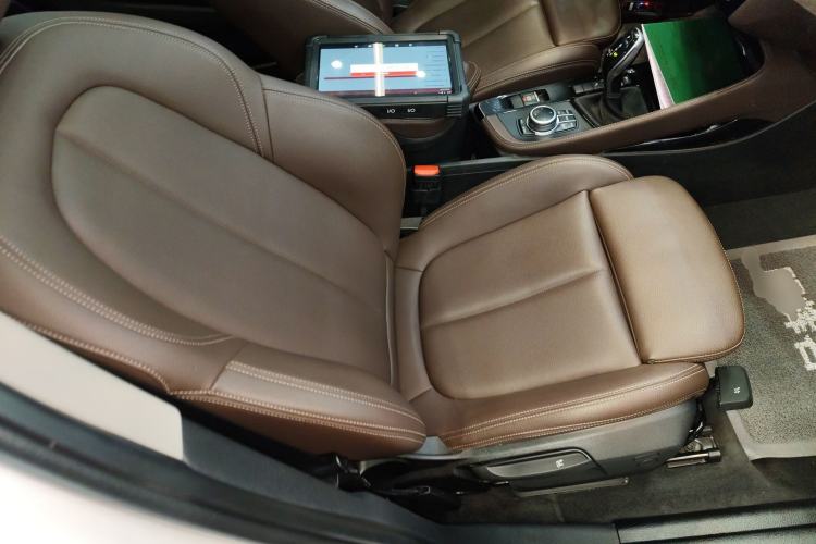 Used BMW X1 2021 sDrive20Li Premium Edition Right Front Seat