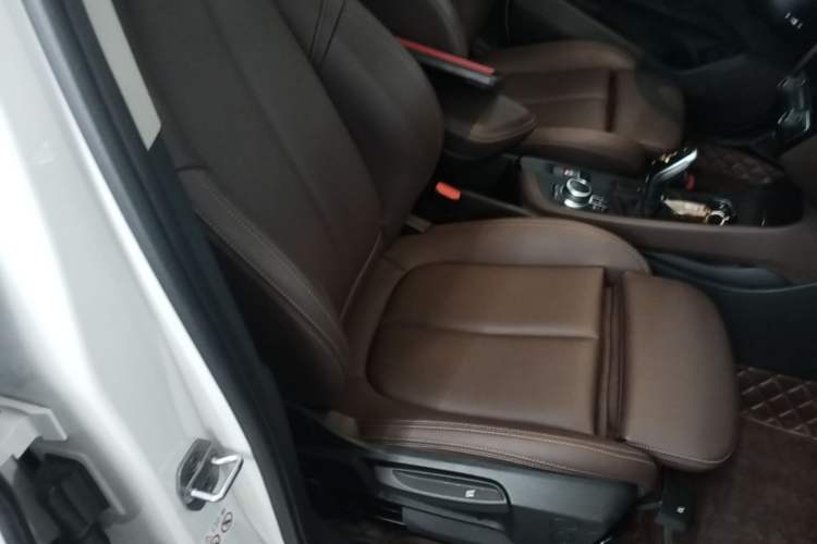 Used BMW X1 2021 Restyled sDrive20Li Fashion Version Right Front Seat