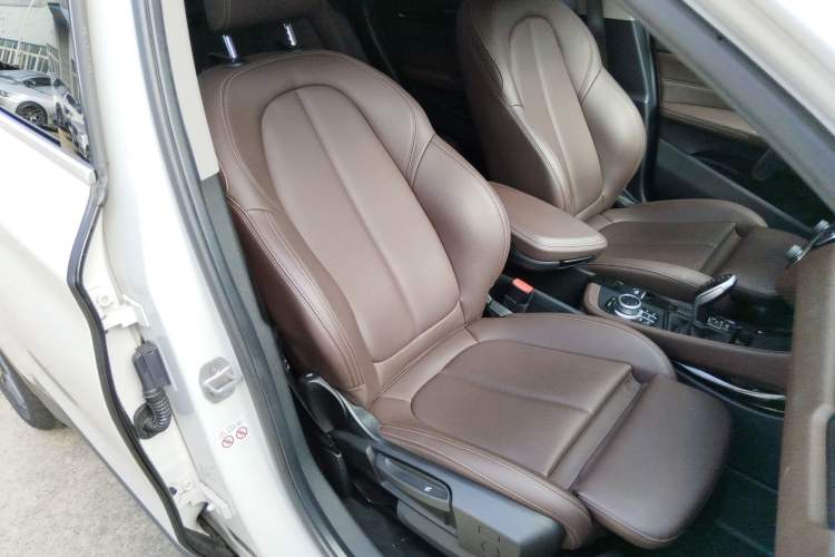 Used BMW X1 2021 Restyled sDrive20Li Premium Edition Right Front Seat