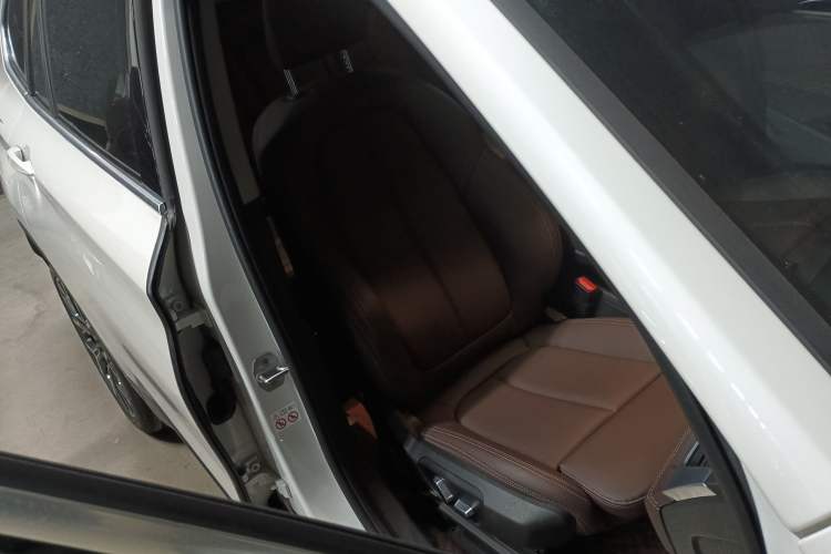 Used BMW X1 2021 xDrive25Li Luxury Model Right Front Seat