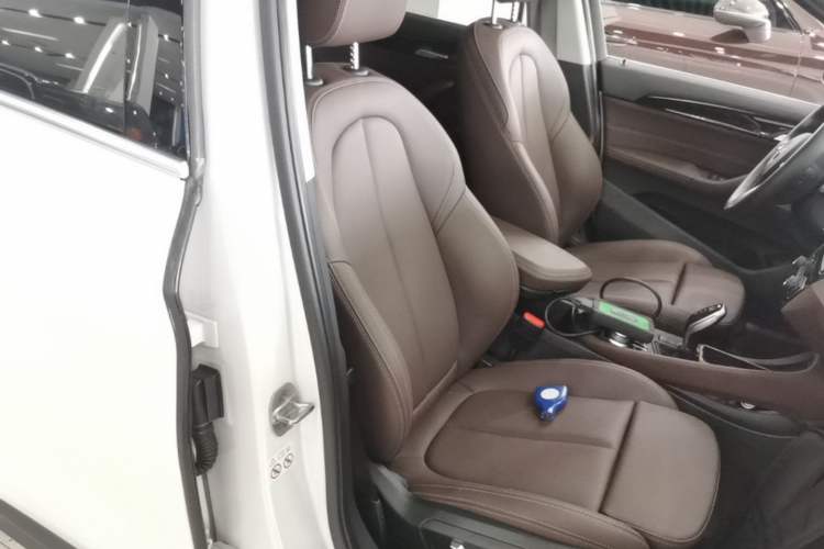 Used BMW X1 2021 sDrive25Li Leading Model Right Front Seat
