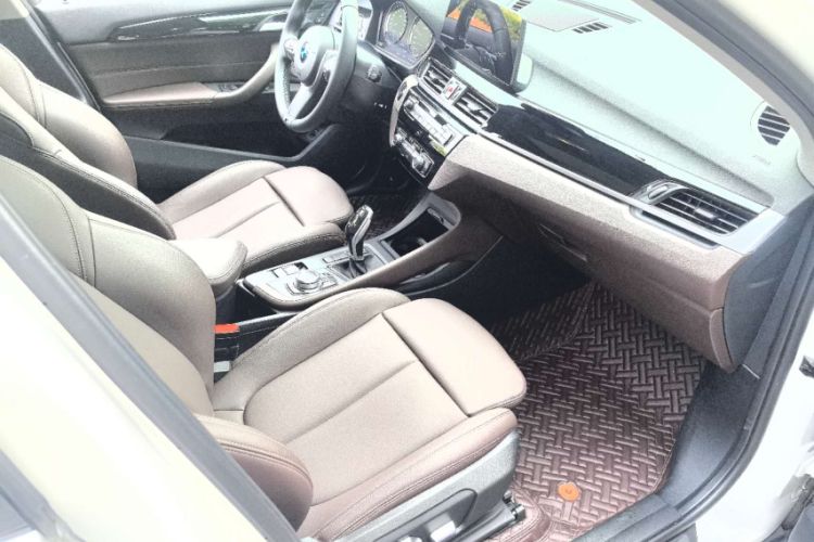 Used BMW X1 2021 Restyled sDrive25Li Leading Edition Right Front Seat