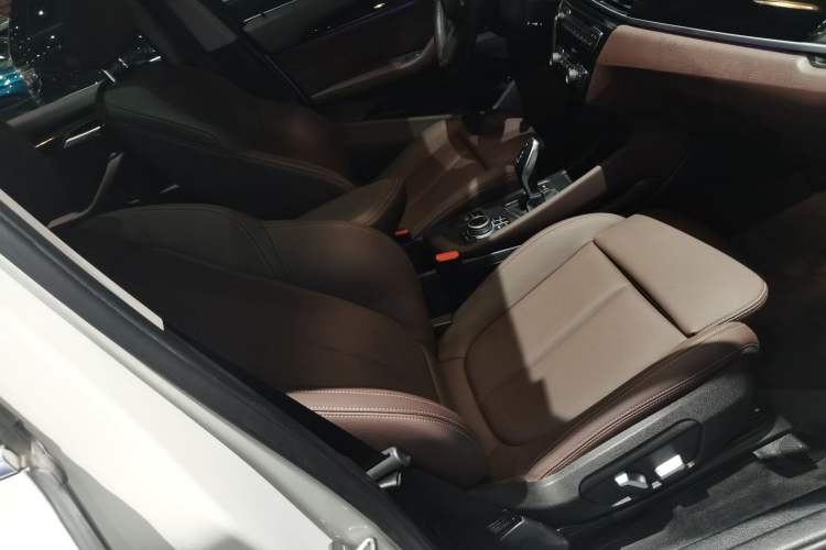 Used BMW X1 2021 Restyled sDrive25Li Leading Edition Right Front Seat