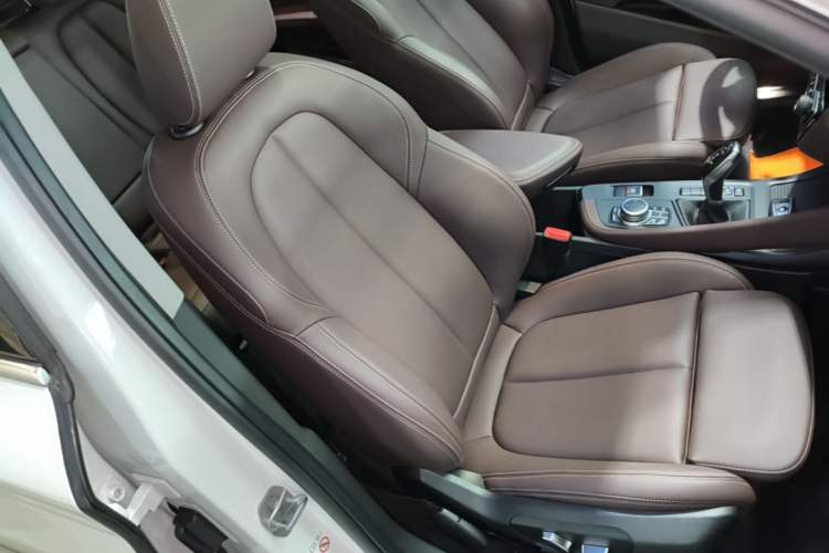 Used BMW X1 2021 Restyled sDrive25Li Leading Edition Right Front Seat