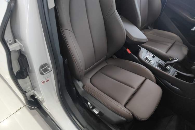 Used BMW X1 2021 Restyled sDrive25Li Leading Edition Right Front Seat