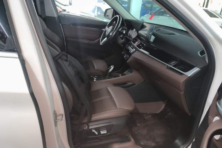 Used BMW X1 2021 sDrive25Li Leading Model Right Front Seat
