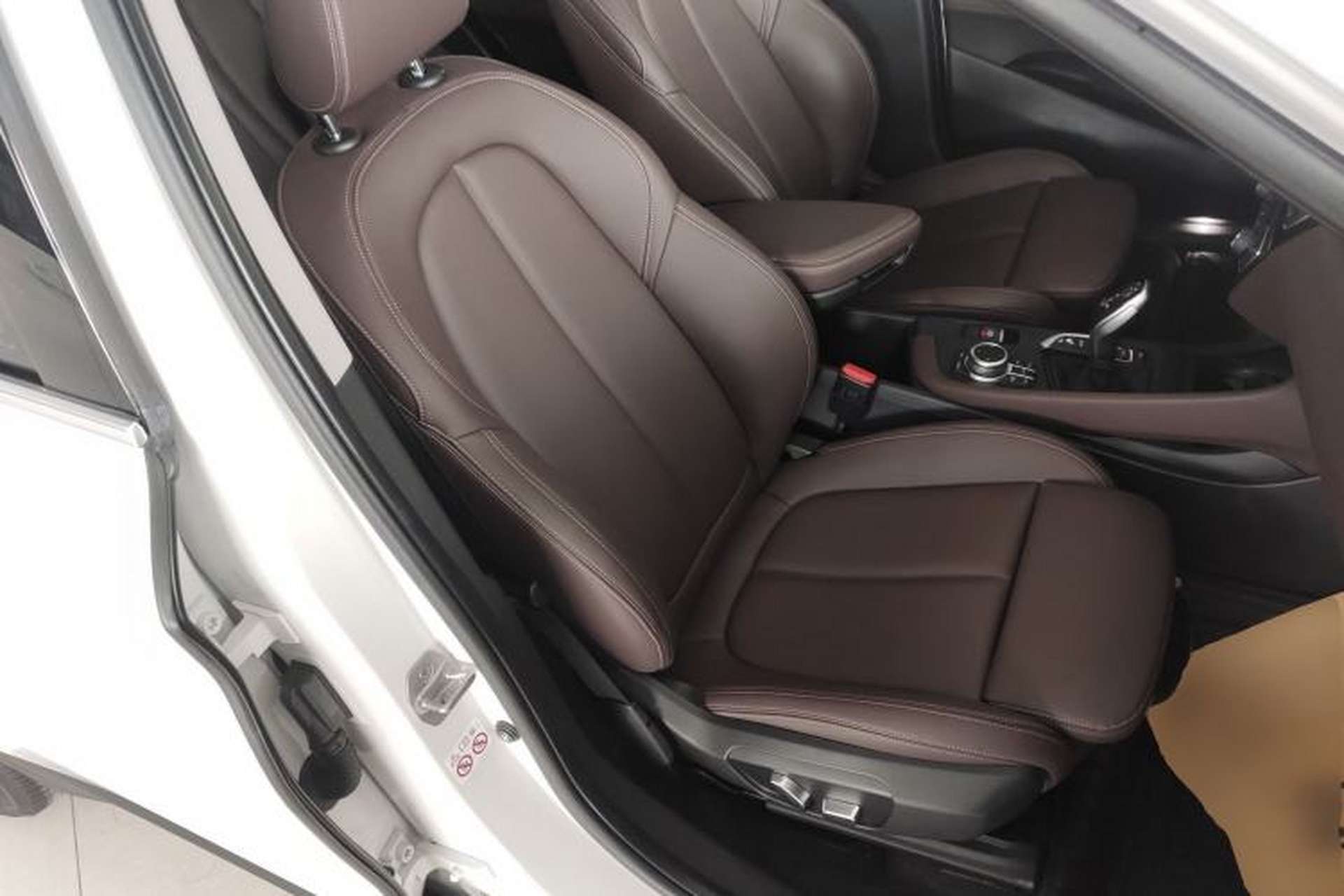Used BMW X1 2021 sDrive25Li Leading Model Right Front Seat