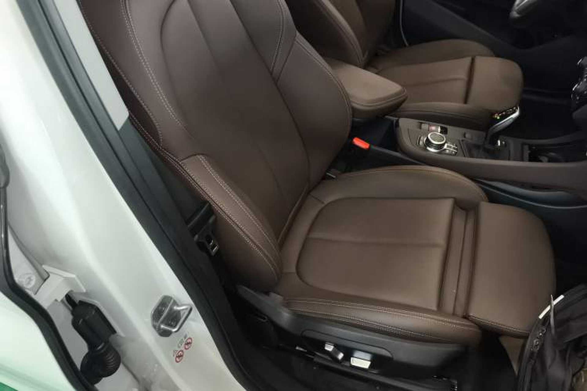 Used BMW X1 2021 sDrive25Li Leading Model Right Front Seat