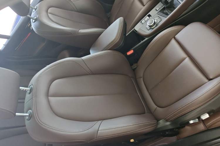 Used BMW X1 2021 Restyled sDrive25Li Leading Edition Right Front Seat