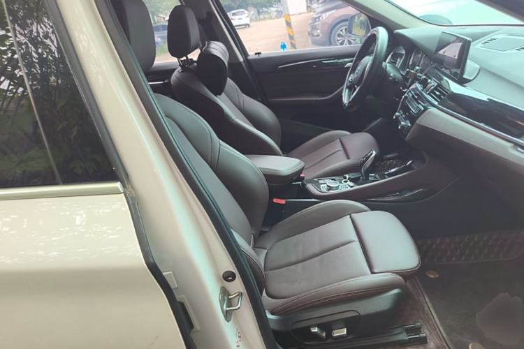 Used BMW X1 2021 Restyled sDrive25Li Leading Edition Right Front Seat