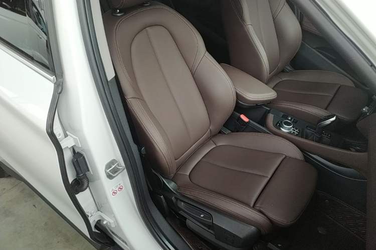 Used BMW X1 2021 Restyled sDrive20Li Fashion Version Right Front Seat