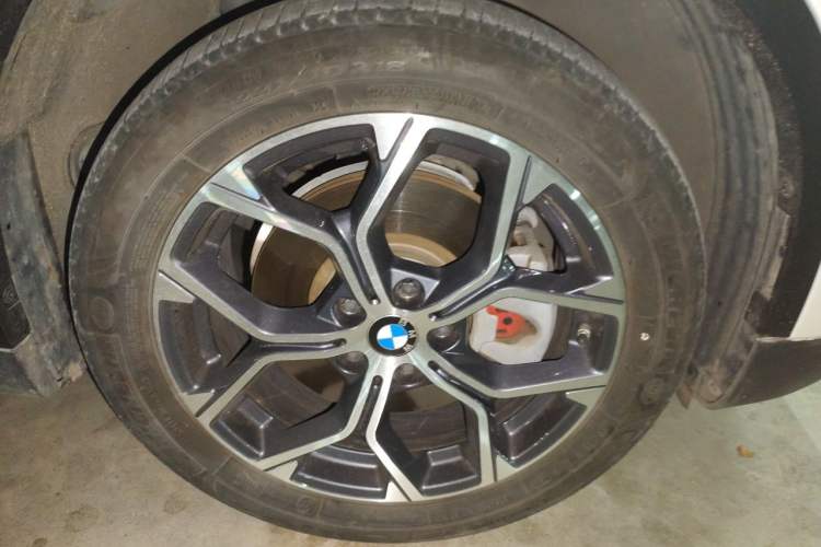 Used BMW X1 2021 sDrive25Li Leading Model Right Front Wheel Hub