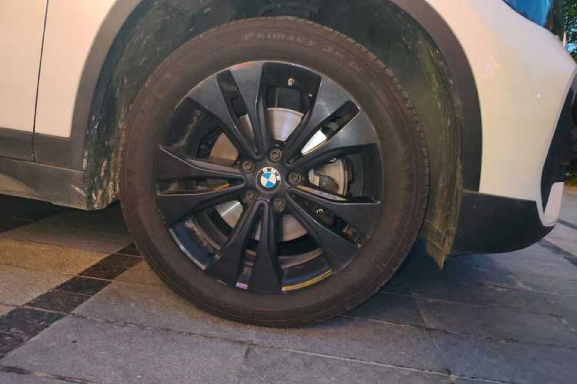 Used BMW X1 2021 Restyled sDrive20Li Fashion Version Right Front Wheel Hub