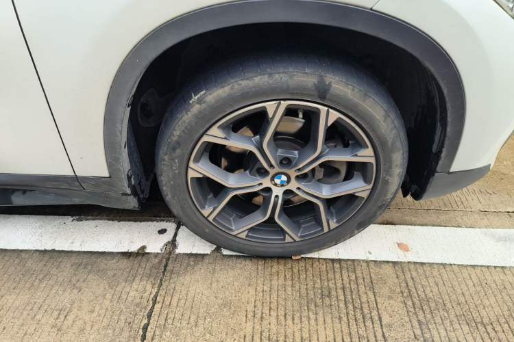 Used BMW X1 2021 sDrive25Li Leading Model Right Front Wheel Hub