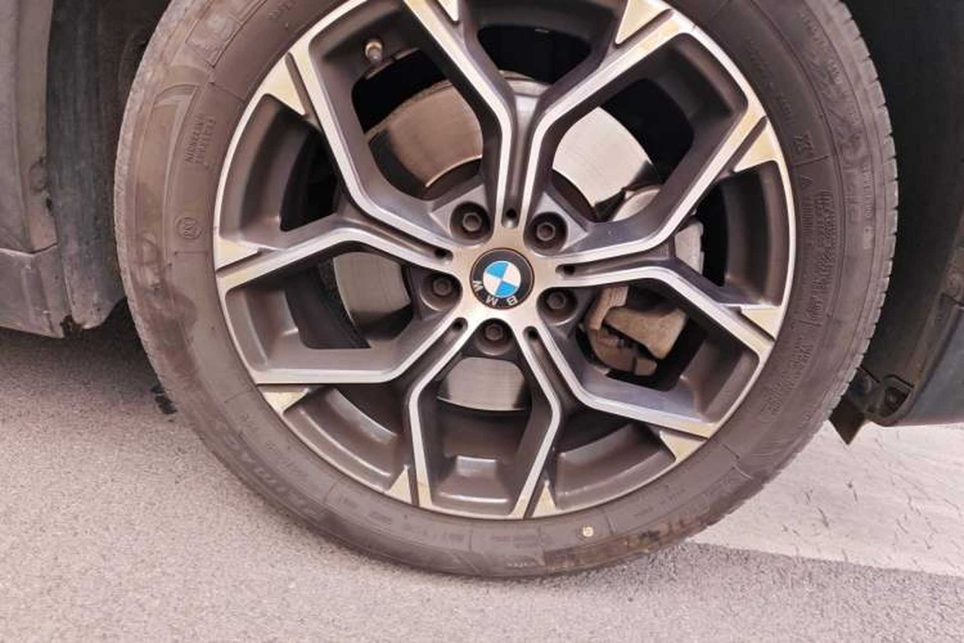 Used BMW X1 2021 Restyled sDrive25Li Leading Edition Right Front Wheel Hub