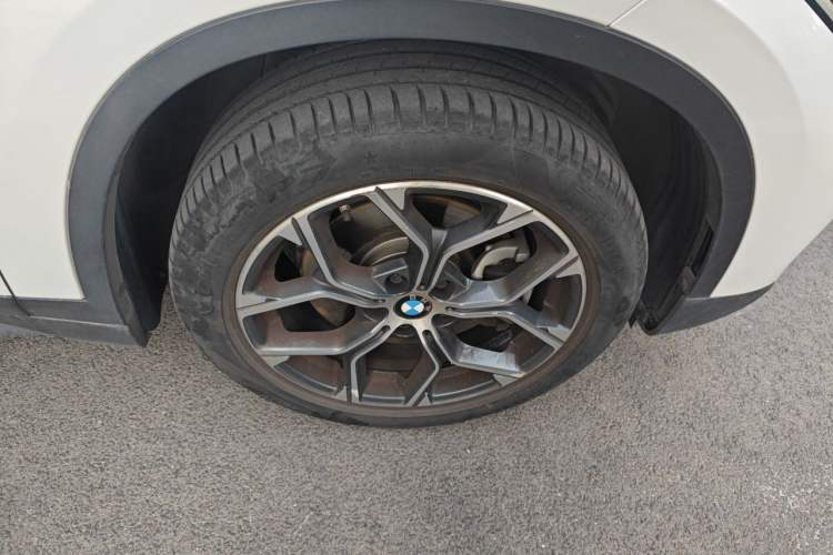 Used BMW X1 2021 sDrive25Li Leading Model Right Front Wheel Hub