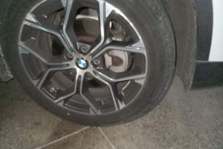 Used BMW X1 2021 sDrive20Li Premium Edition Right Front Wheel Hub