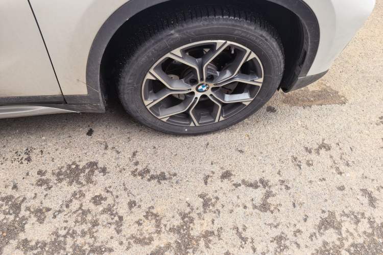 Used BMW X1 2021 sDrive20Li Premium Edition Right Front Wheel Hub