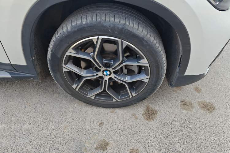 Used BMW X1 2021 sDrive25Li Leading Model Right Front Wheel Hub