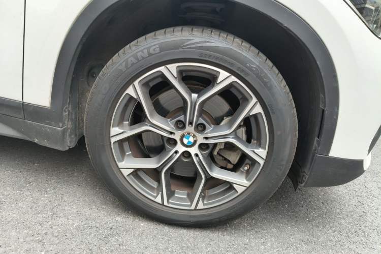Used BMW X1 2021 sDrive25Li Leading Model Right Front Wheel Hub