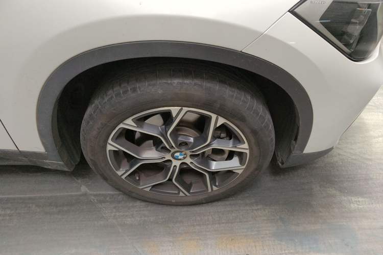 Used BMW X1 2021 sDrive25Li Leading Model Right Front Wheel Hub