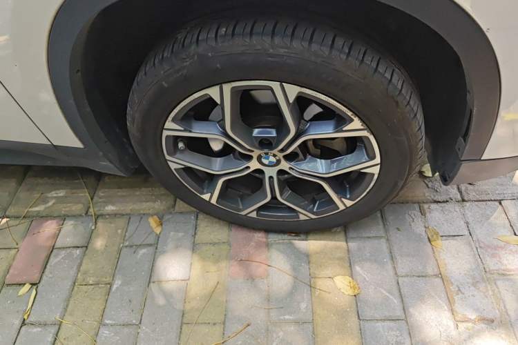 Used BMW X1 2021 sDrive25Li Leading Model Right Front Wheel Hub