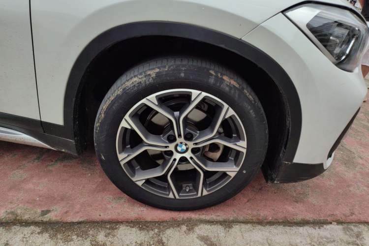 Used BMW X1 2021 sDrive20Li Premium Edition Right Front Wheel Hub