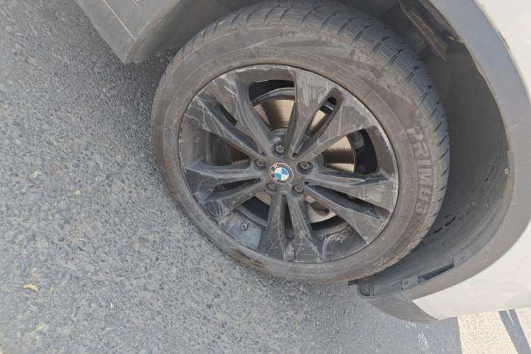 Used BMW X1 2021 sDrive20Li Fashion Model Right Front Wheel Hub
