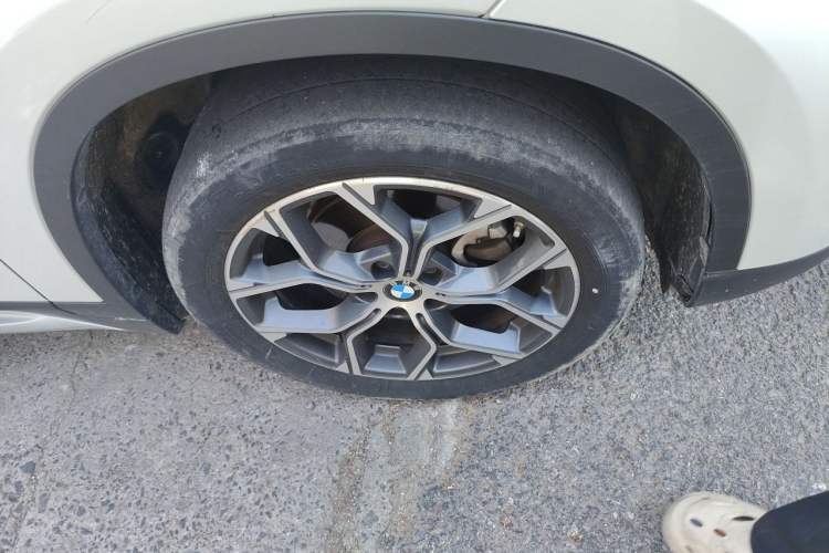 Used BMW X1 2021 sDrive20Li Premium Edition Right Front Wheel Hub