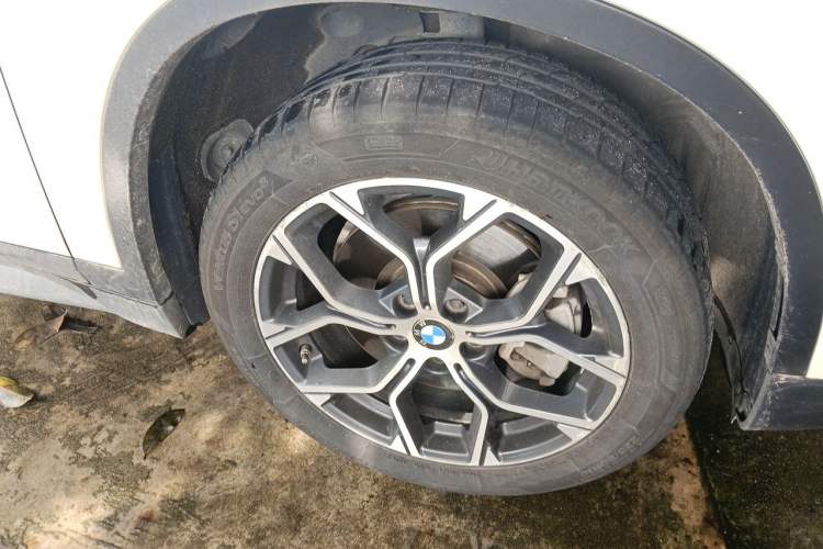 Used BMW X1 2021 sDrive25Li Leading Model Right Front Wheel Hub