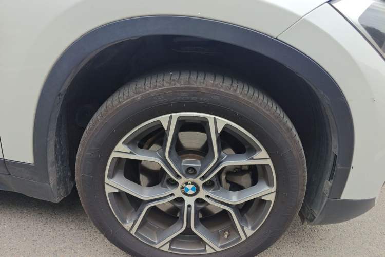 Used BMW X1 2021 sDrive25Li Leading Model Right Front Wheel Hub