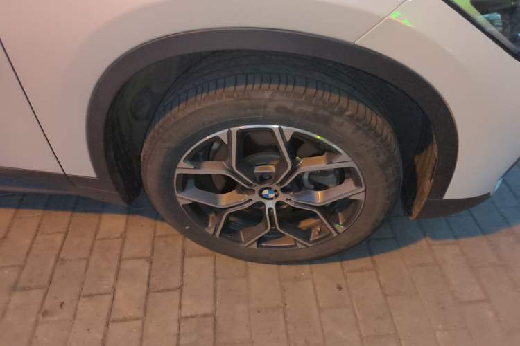 Used BMW X1 2021 sDrive25Li Leading Model Right Front Wheel Hub