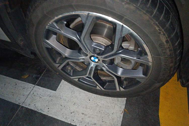 Used BMW X1 2021 sDrive25Li Leading Model Right Front Wheel Hub